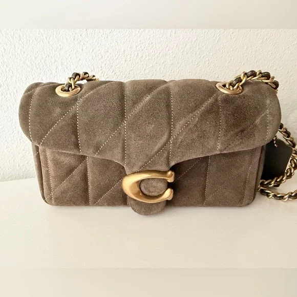 Coach Tabby 20 Quilted Suede Shoulder Bag with Gold Chain. - Picture 2 of 14